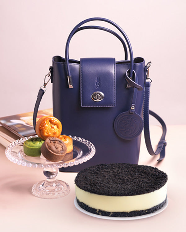 'The Moonstellation' Set (Navy Blue Bag) + Cookies & Cream