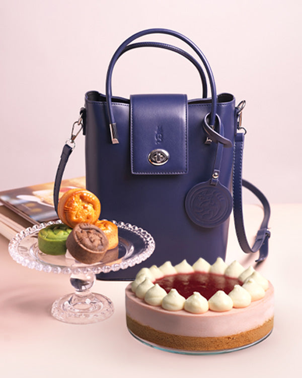 'The Moonstellation' Set (Navy Blue Bag) + Sweet Strawberry