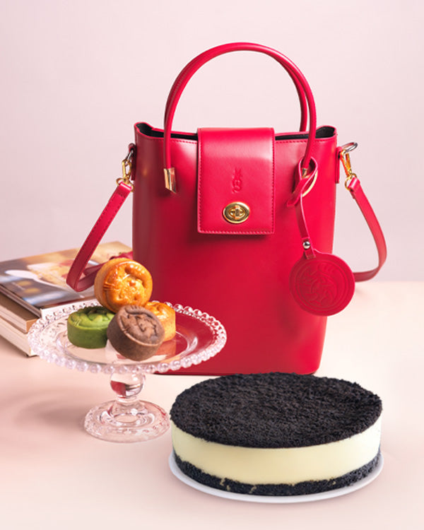 'The Moonstellation' Set (Red Bag) + Cookies & Cream